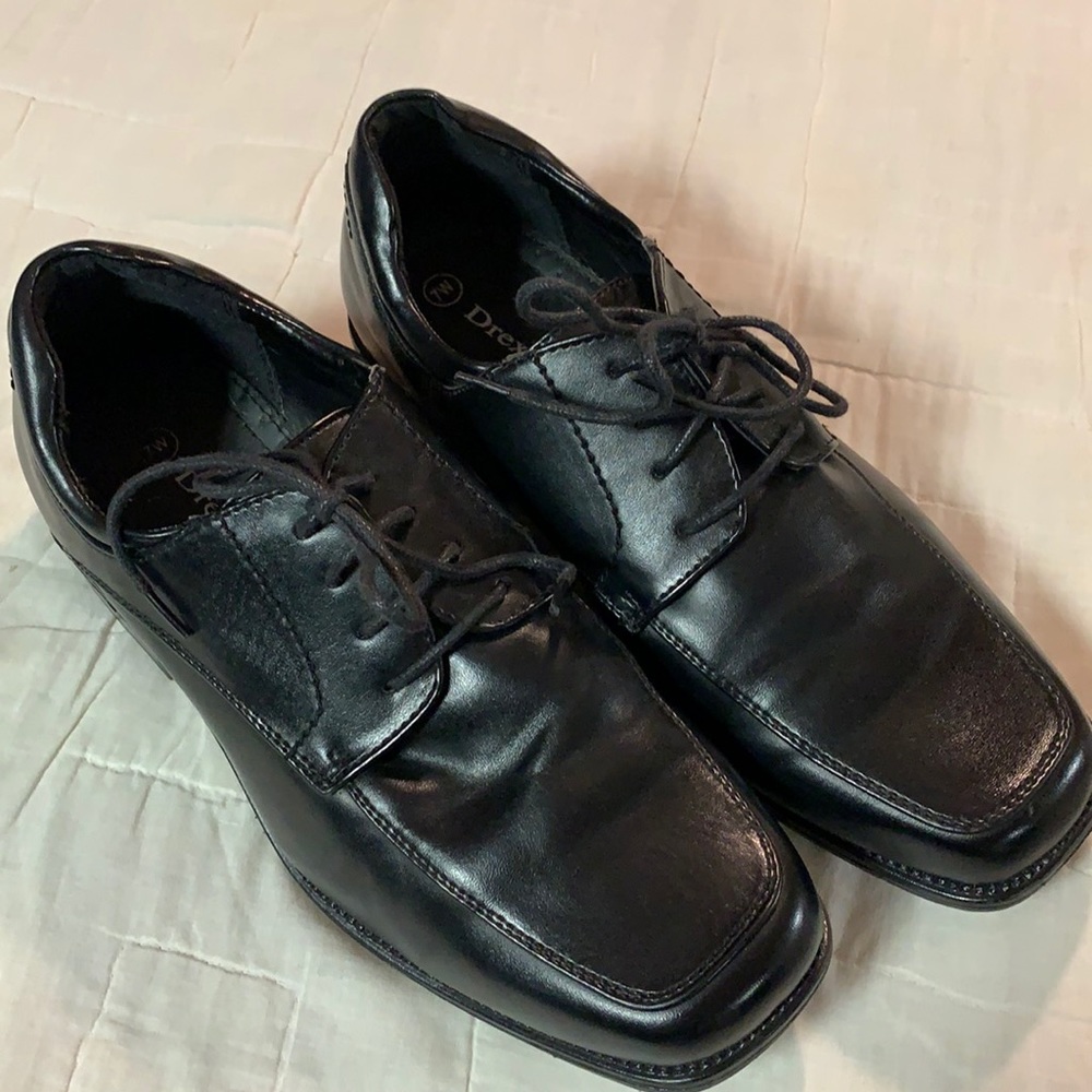 Mens dress shoes